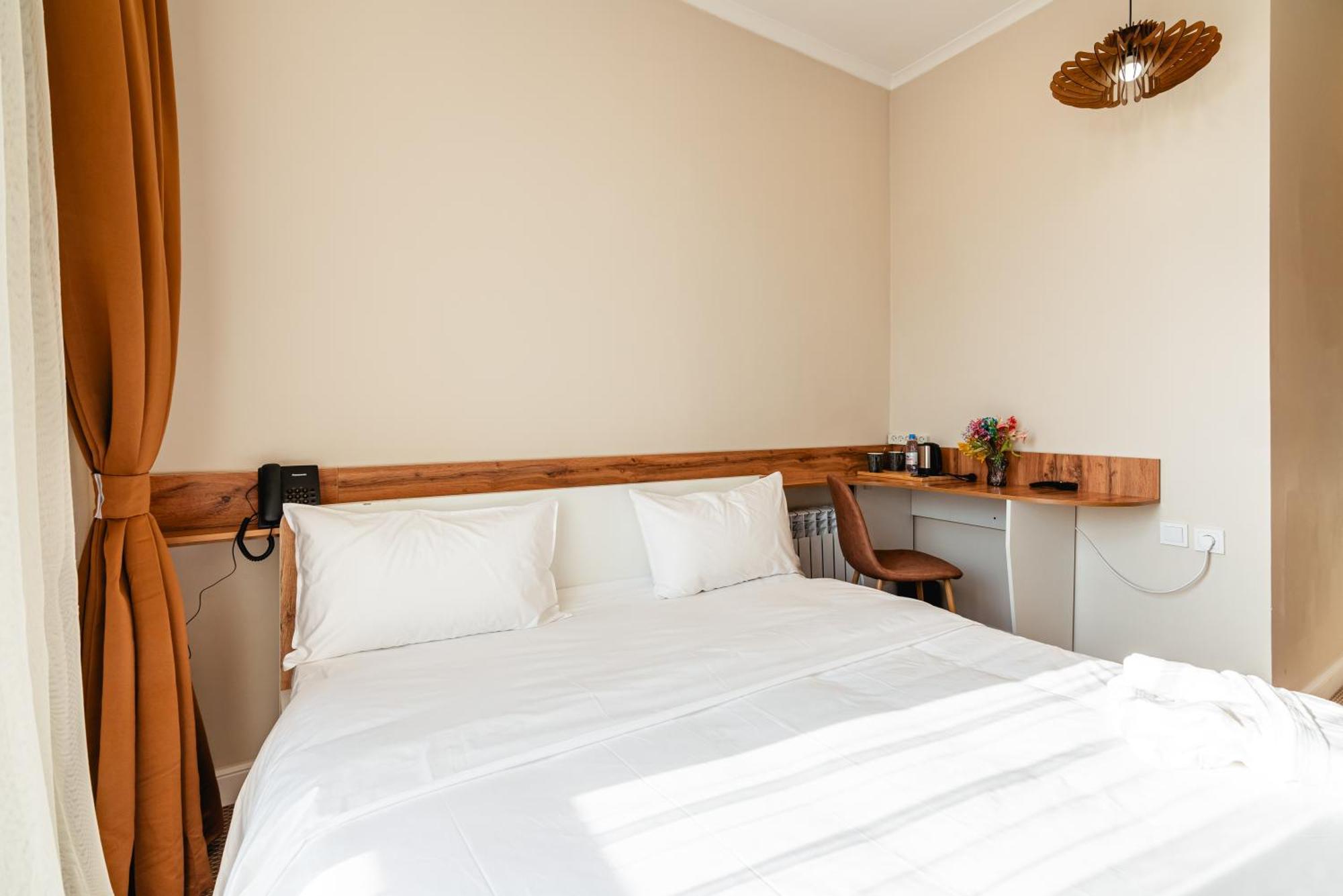Aykun Hotel Almaty Eksteriør billede