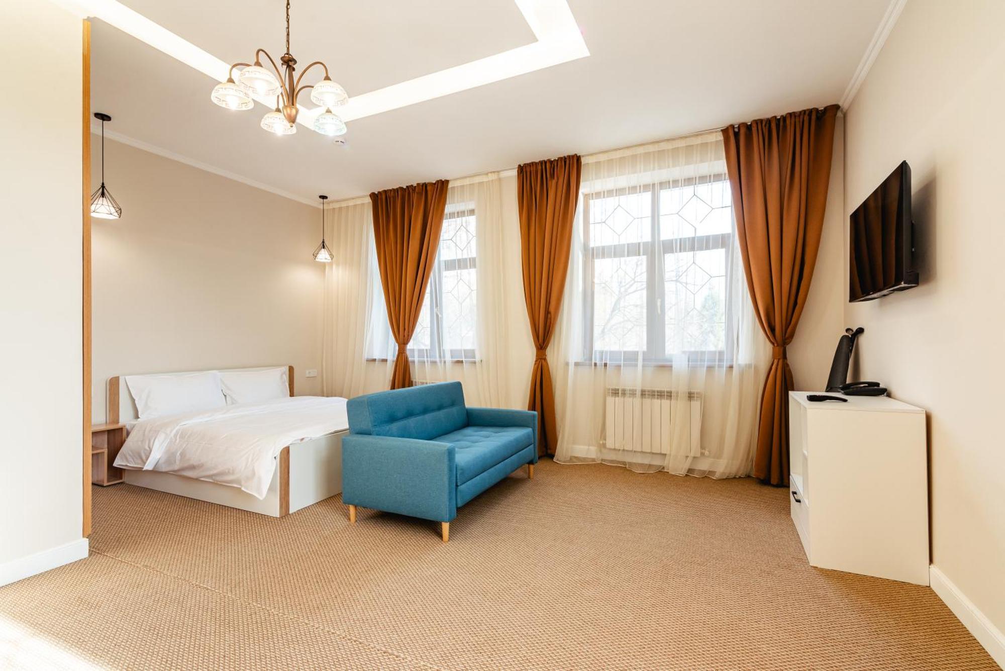 Aykun Hotel Almaty Eksteriør billede