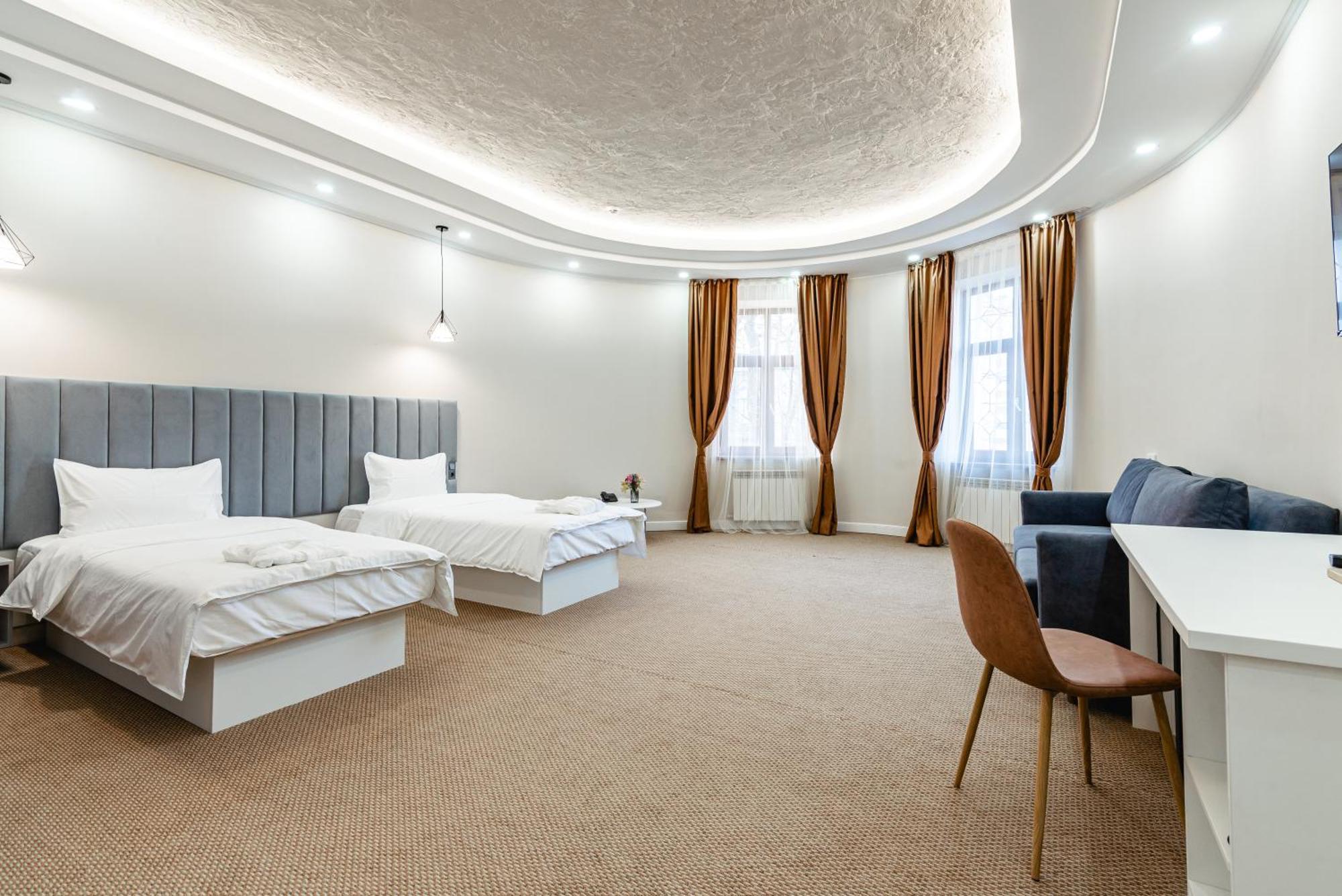 Aykun Hotel Almaty Eksteriør billede
